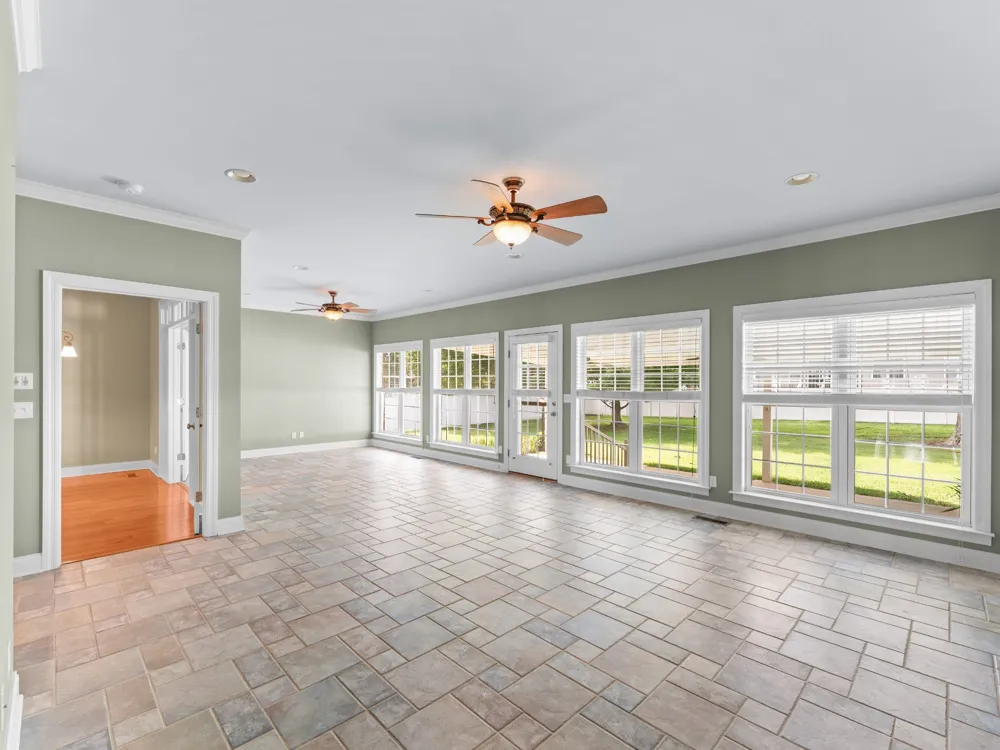142 Heritage Cir Manchester, TN 37355