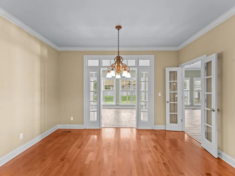 142 Heritage Cir Manchester, TN 37355