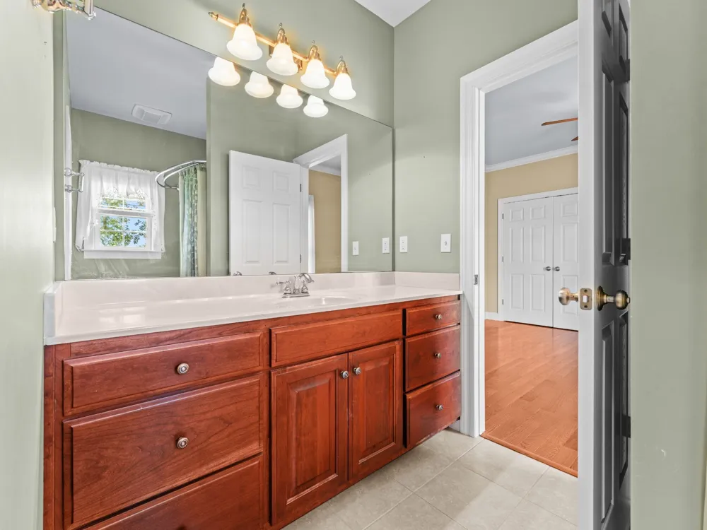 142 Heritage Cir Manchester, TN 37355