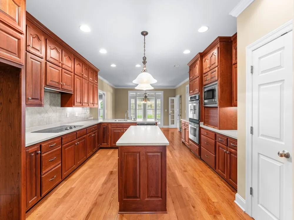142 Heritage Cir Manchester, TN 37355