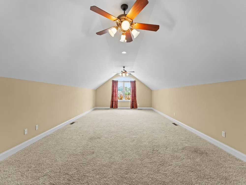 142 Heritage Cir Manchester, TN 37355