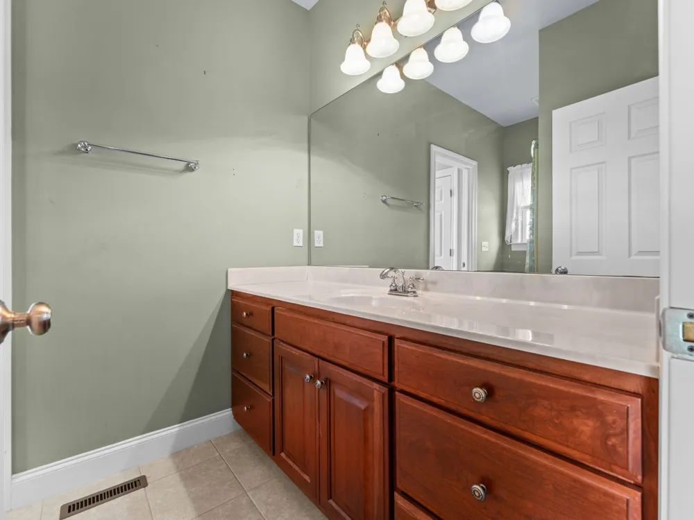 142 Heritage Cir Manchester, TN 37355