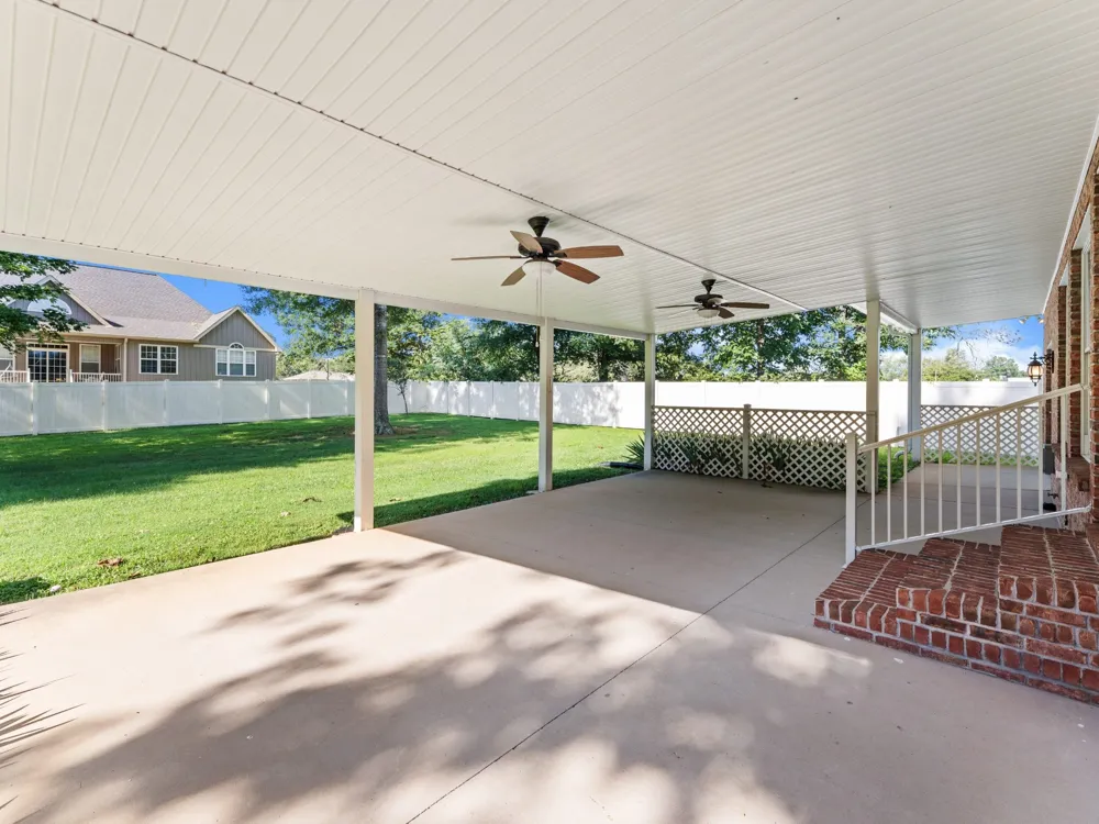 142 Heritage Cir Manchester, TN 37355