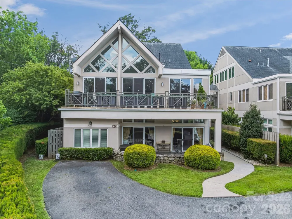 30 Dover Street Asheville, NC 28804