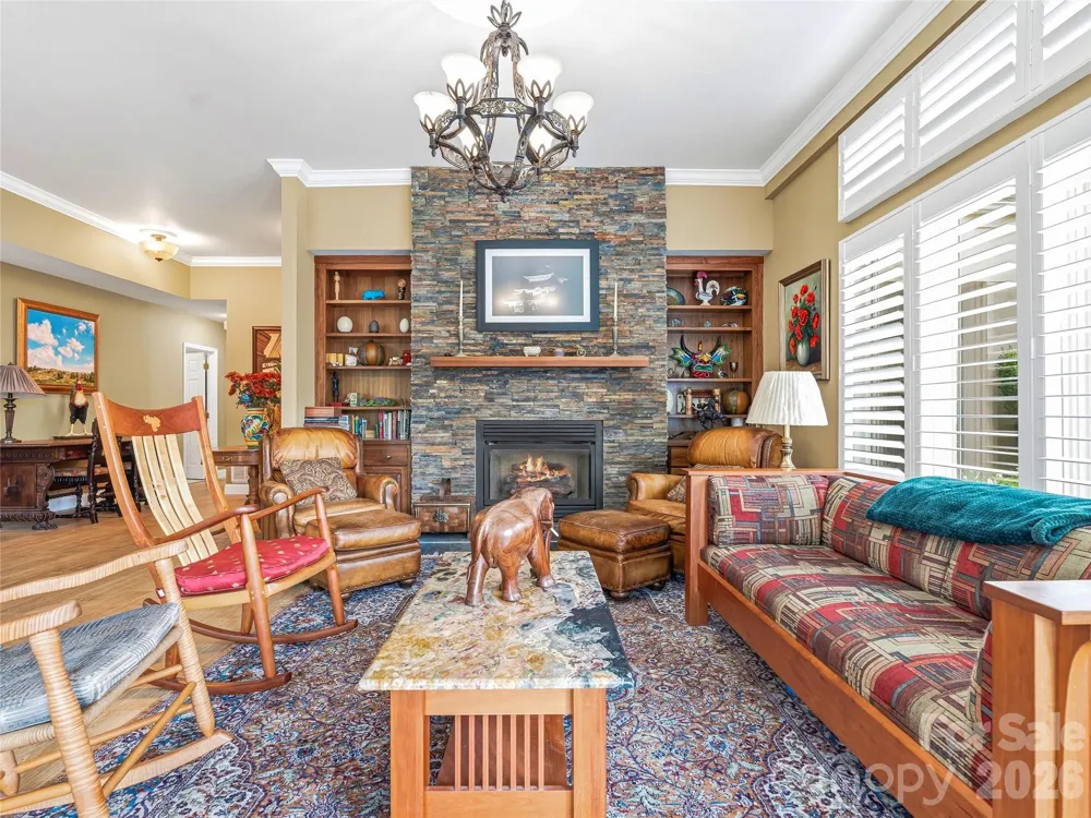 30 Dover Street Asheville, NC 28804