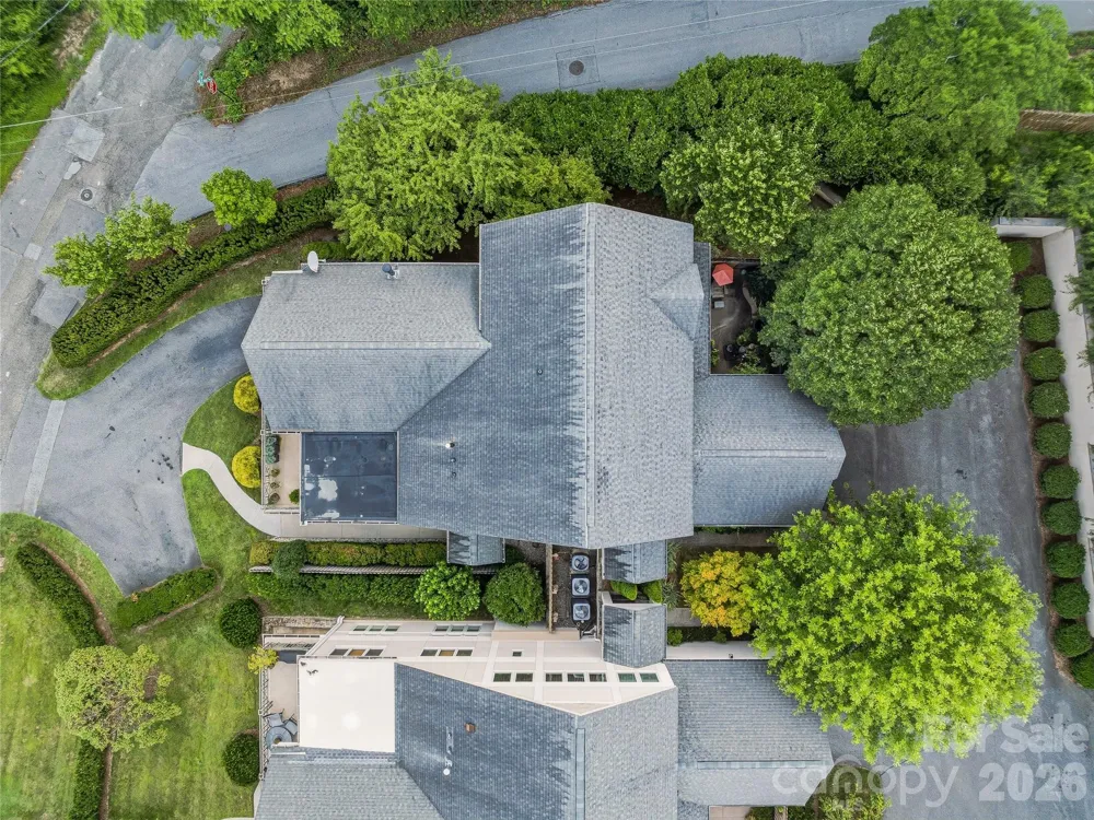 30 Dover Street Asheville, NC 28804