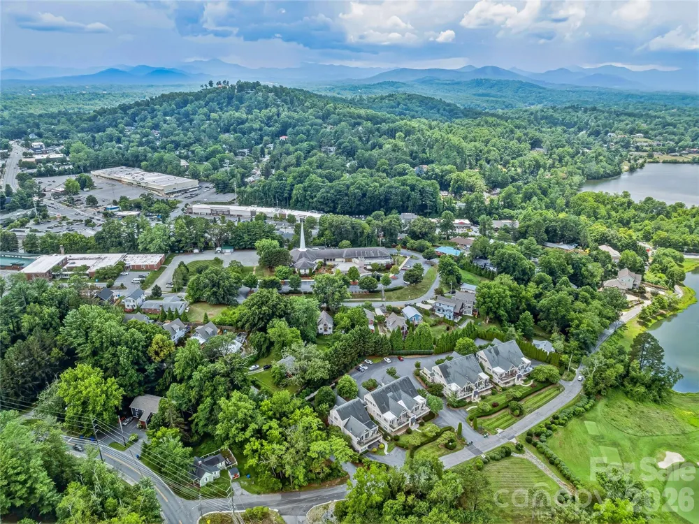 30 Dover Street Asheville, NC 28804