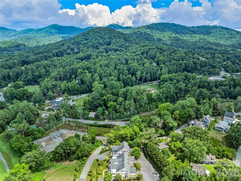 30 Dover Street Asheville, NC 28804