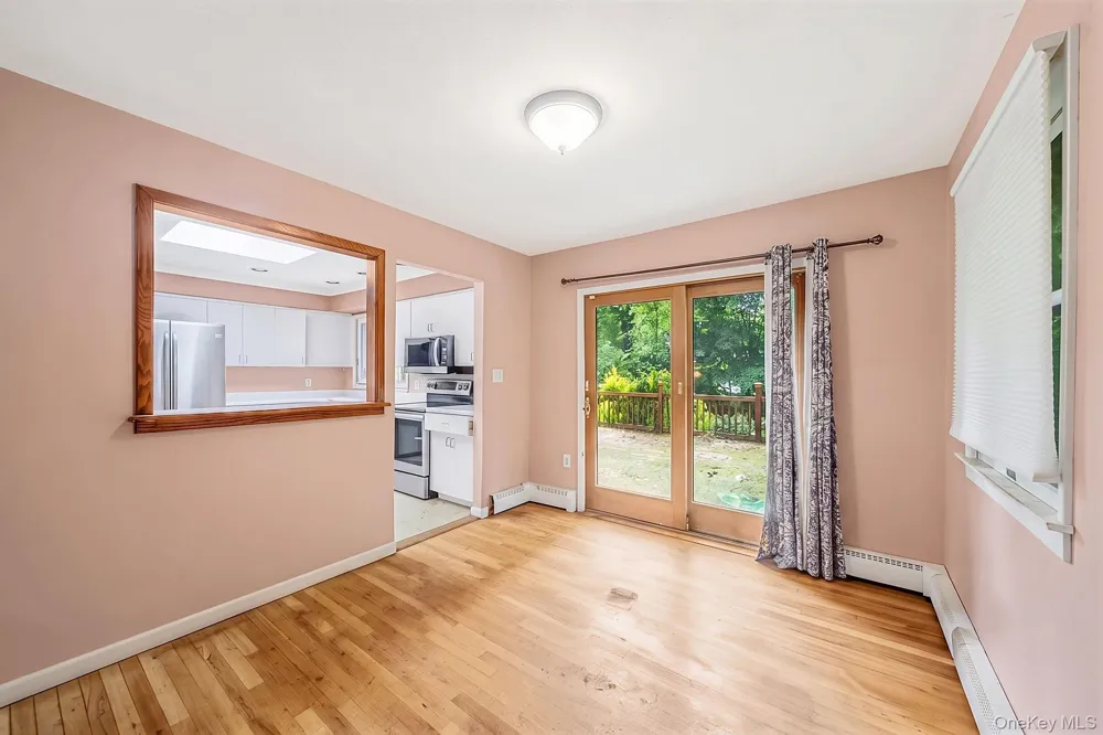 11 Radio Avenue Miller Place, NY 11764