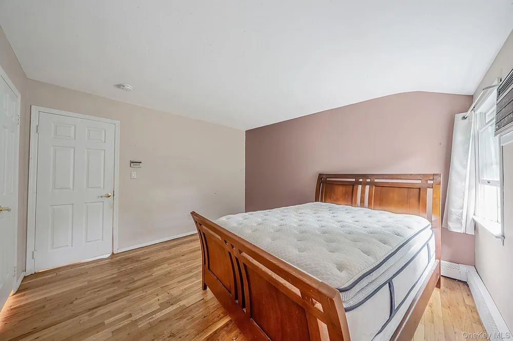 11 Radio Avenue Miller Place, NY 11764