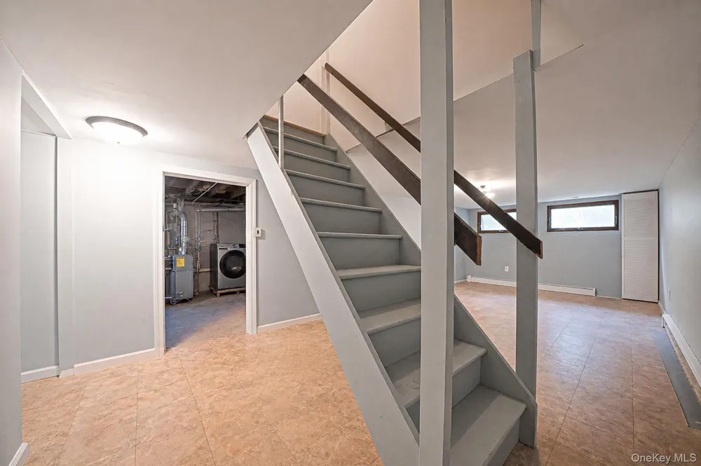 11 Radio Avenue Miller Place, NY 11764