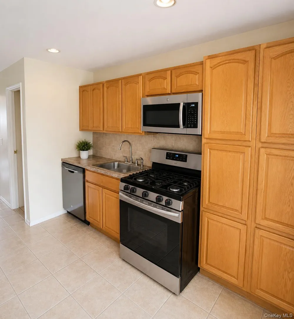 107 Morningside Avenue Yonkers, NY 10703