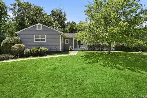 5 Deer Meadow Drive