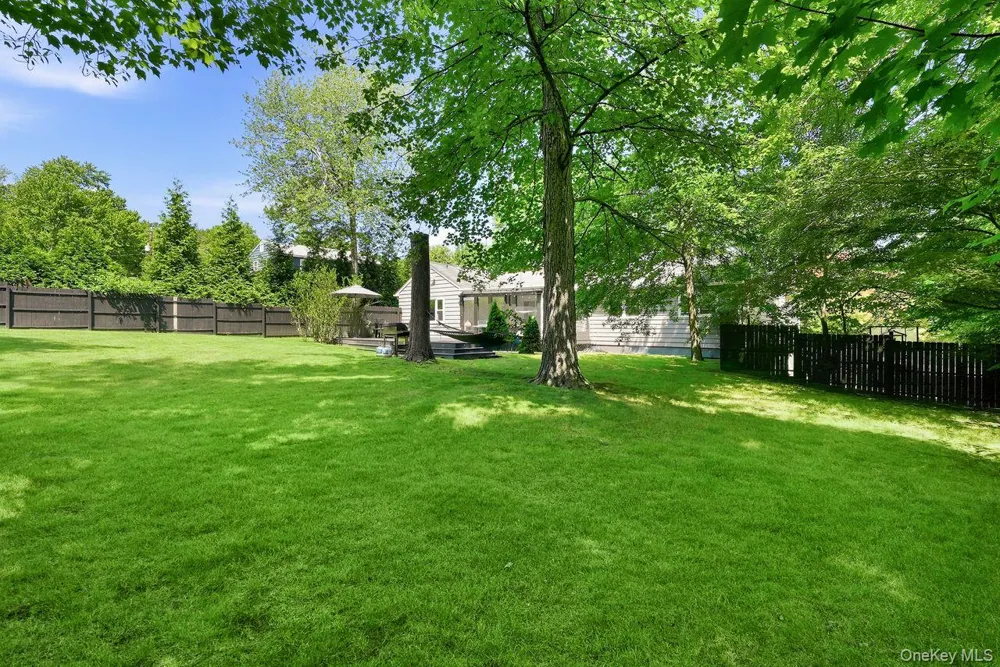 5 Deer Meadow Drive West Nyack, NY 10994