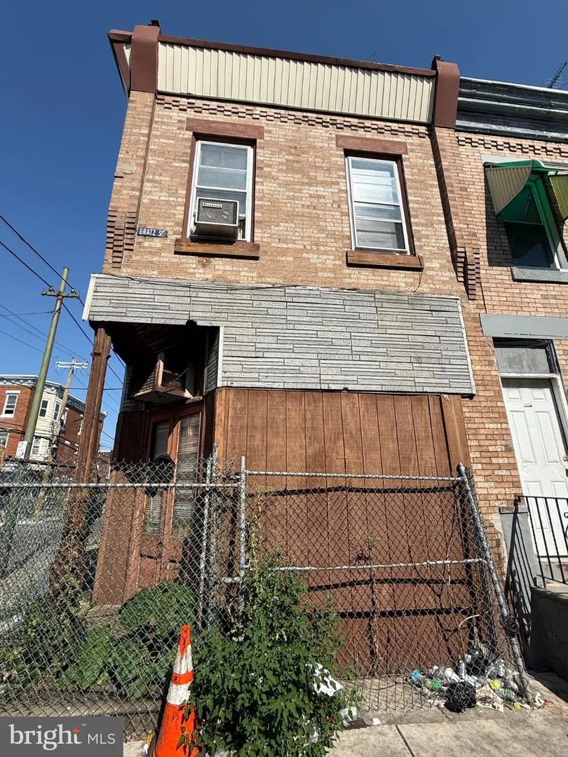 4469 GRATZ STREET Philadelphia, PA 19140
