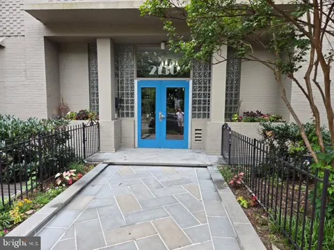 2130 Street NW #4C