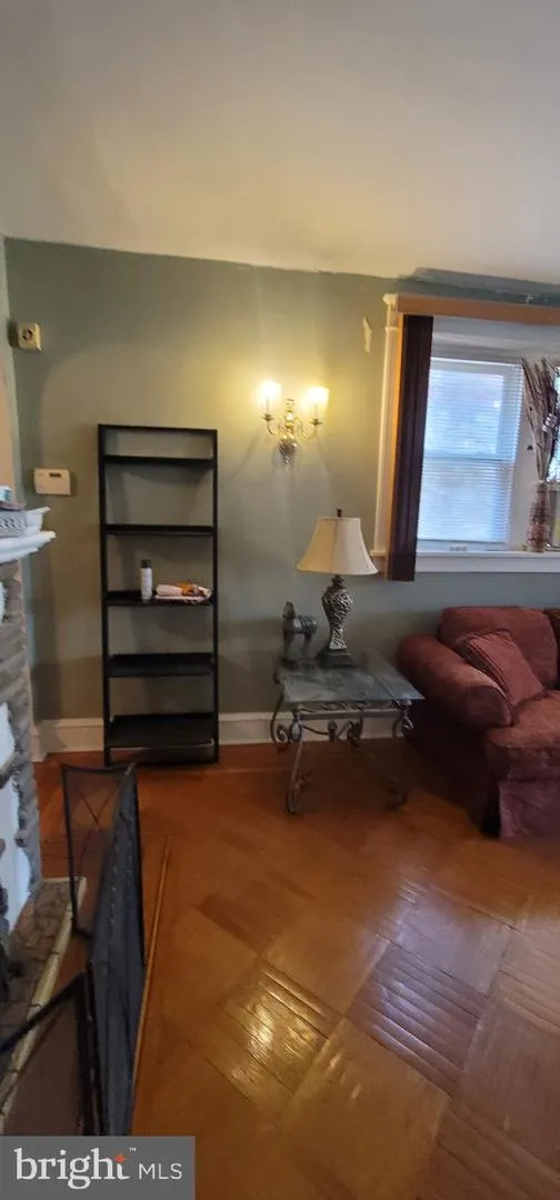 907 MACDADE BOULEVARD Lansdowne, PA 19050