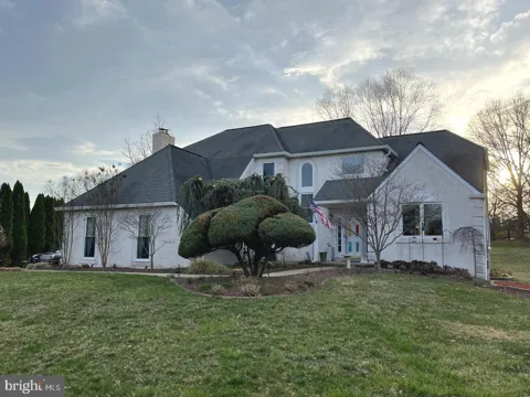 56 W WINDROSE DRIVE