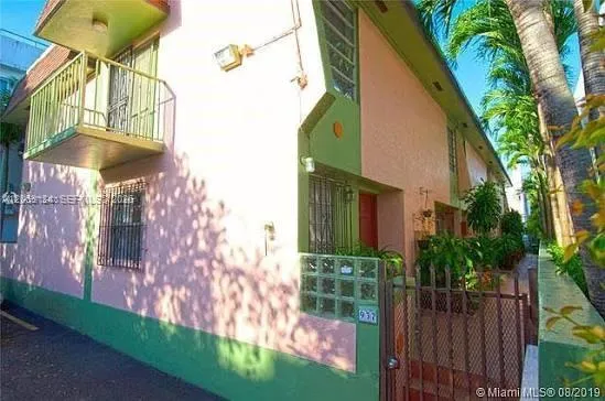 937 Michigan Ave #1 Miami Beach, FL 33139
