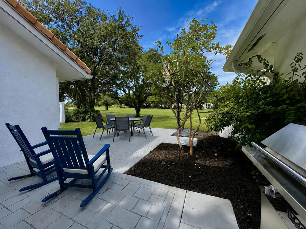 2295 NW 53rd Street Boca Raton, FL 33496