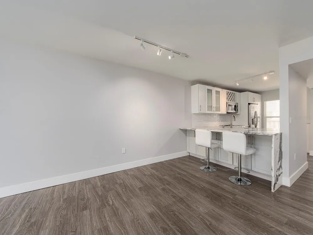 121 ISLAND WAY #334 Clearwater Beach, FL 33767