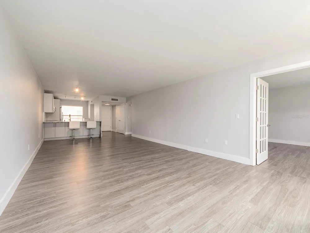 121 ISLAND WAY #334 Clearwater Beach, FL 33767