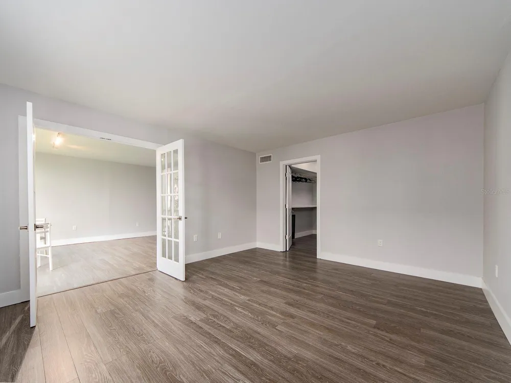121 ISLAND WAY #334 Clearwater Beach, FL 33767