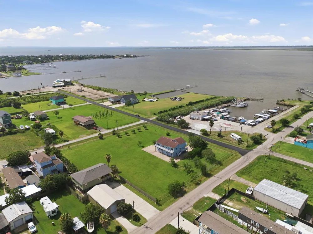 21st San Leon, TX 77539
