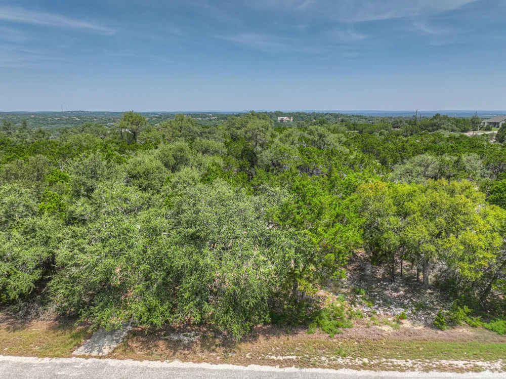 235 Flanders Fischer, TX 78623