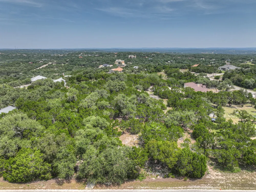 235 Flanders Fischer, TX 78623