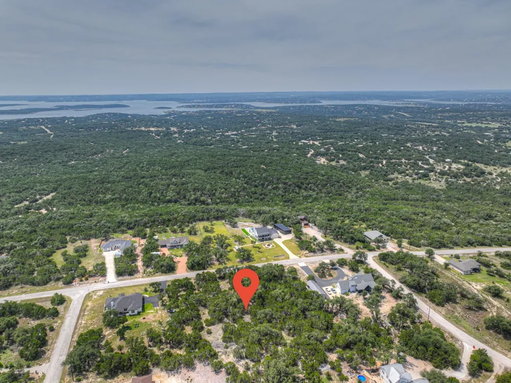 235 Flanders Fischer, TX 78623