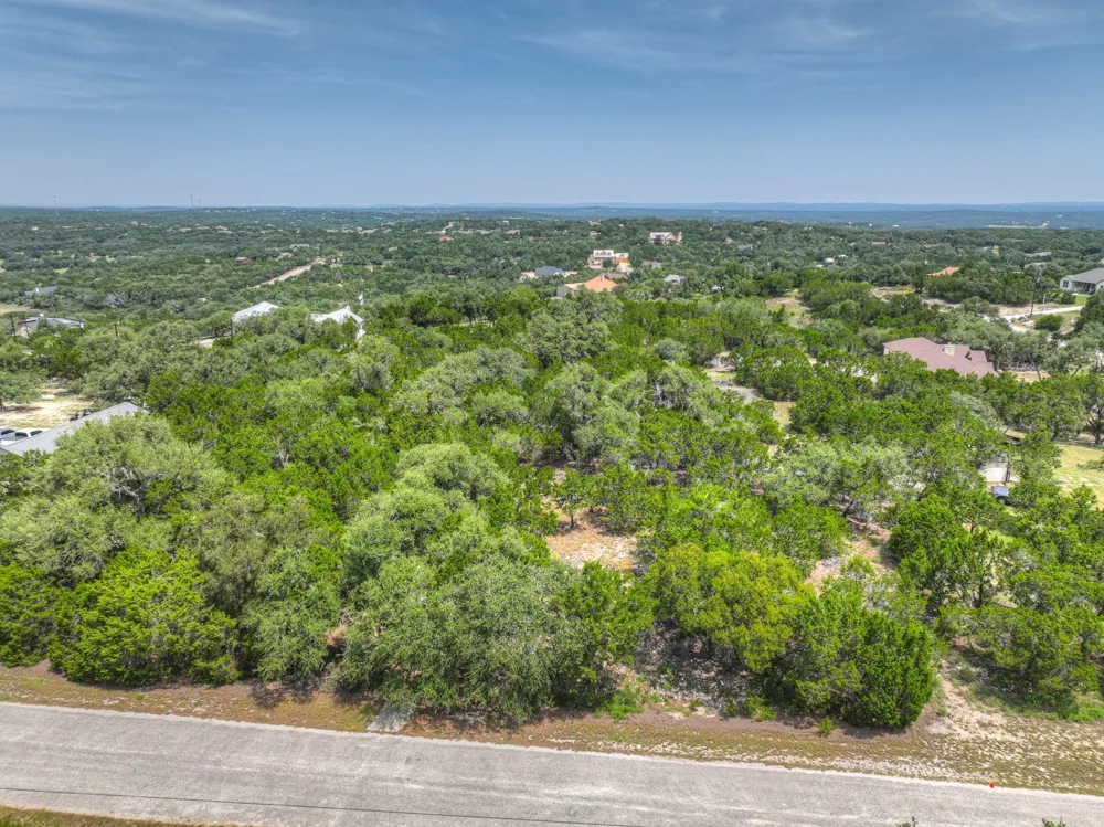 235 Flanders Fischer, TX 78623