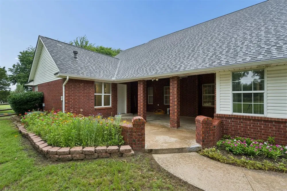 507 Reid Street Seminole, OK 74868