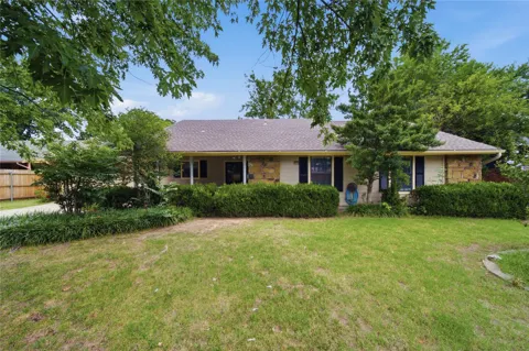 7629 E 88th Place