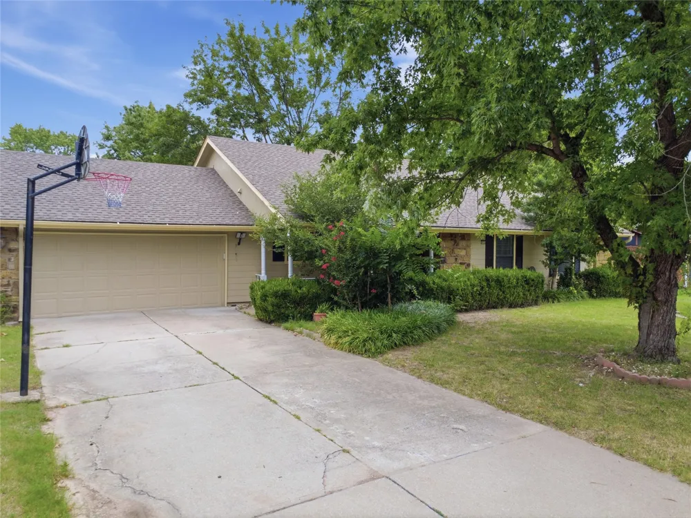 7629 E 88th Place Tulsa, OK 74133