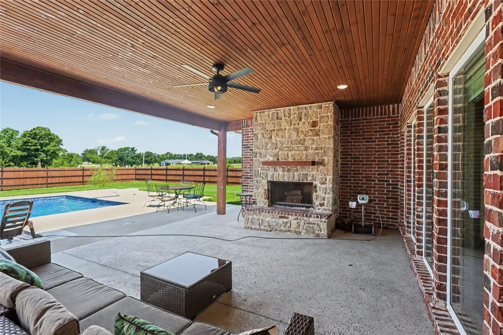 1515 County Line Road Fort Gibson, OK 74434