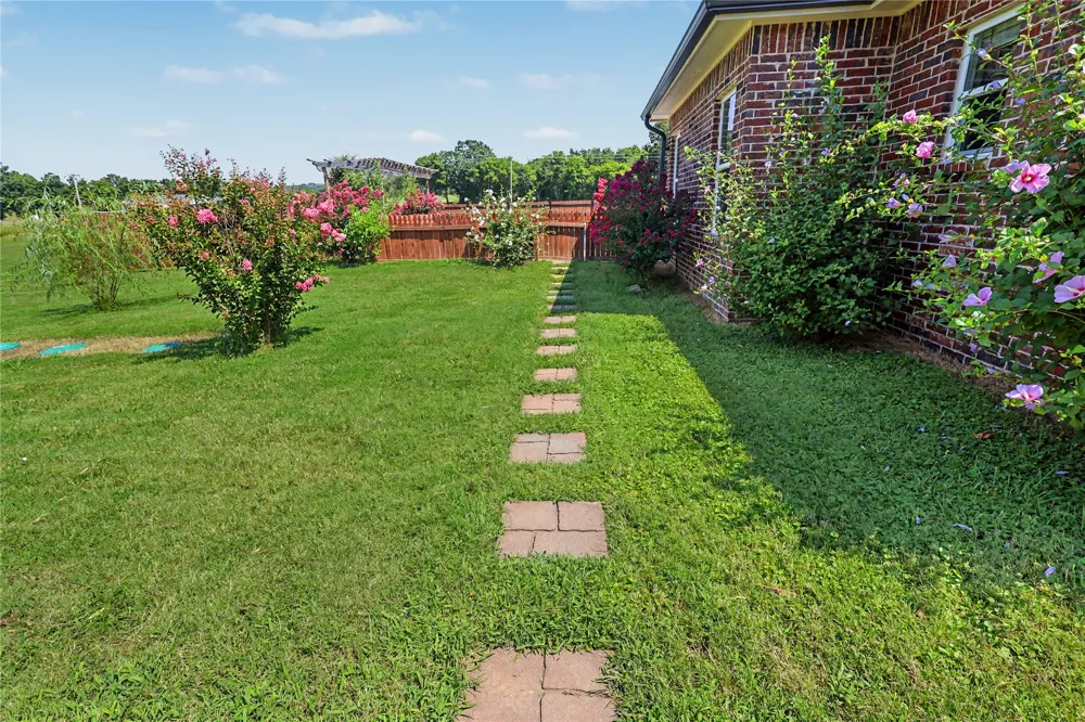 1515 County Line Road Fort Gibson, OK 74434