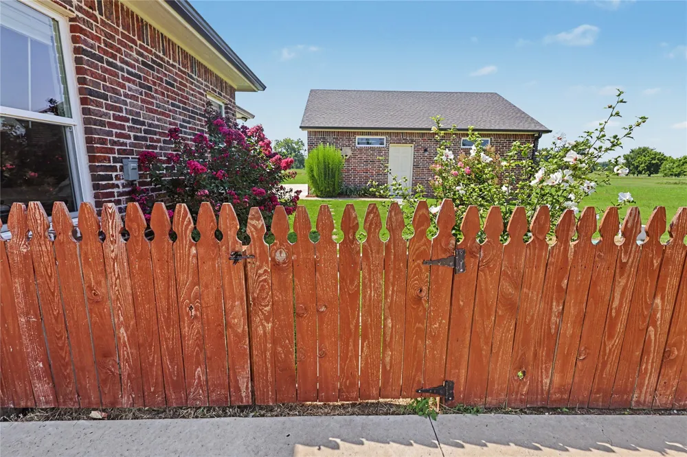 1515 County Line Road Fort Gibson, OK 74434
