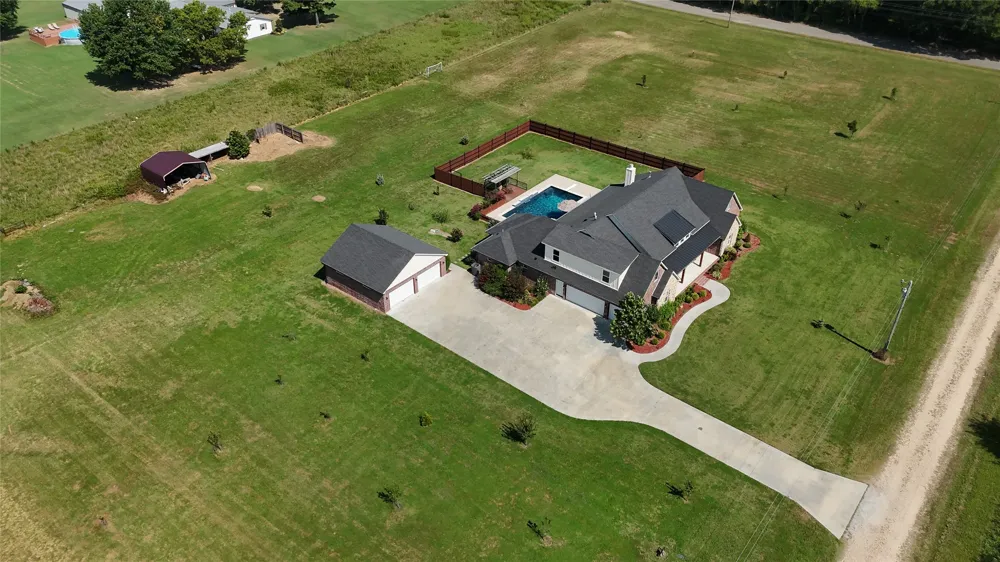 1515 County Line Road Fort Gibson, OK 74434