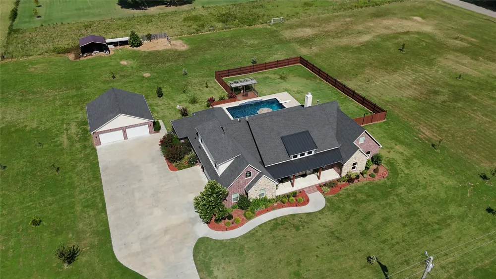 1515 County Line Road Fort Gibson, OK 74434