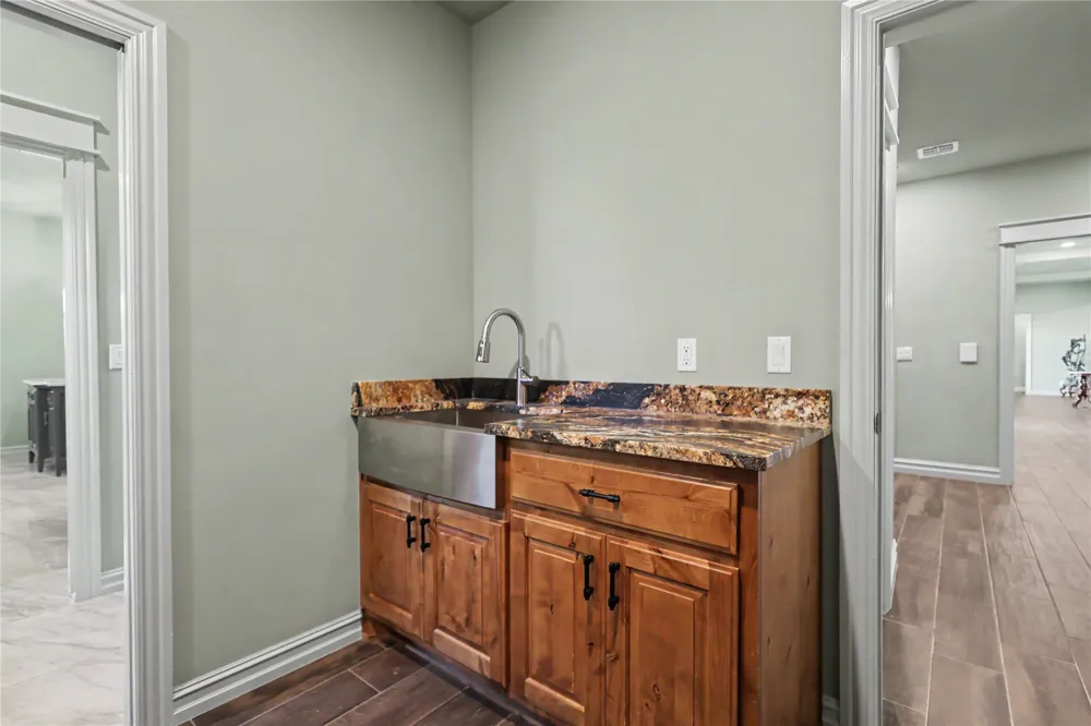 1515 County Line Road Fort Gibson, OK 74434