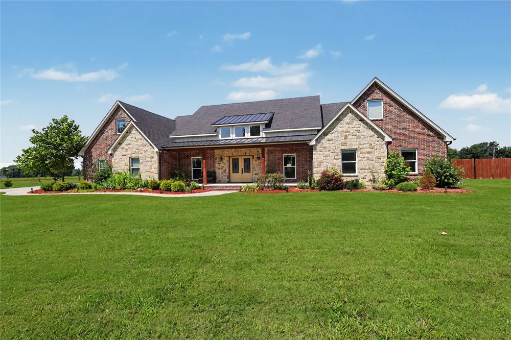 1515 County Line Road Fort Gibson, OK 74434