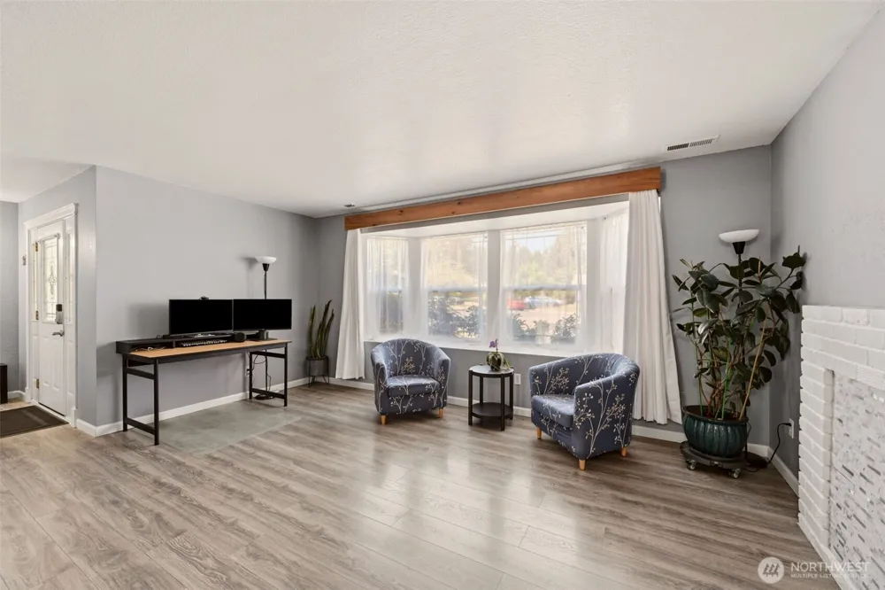 18930 SE 263rd Street Covington, WA 98042