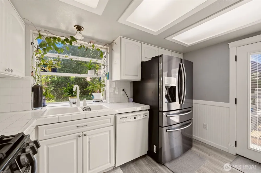 18930 SE 263rd Street Covington, WA 98042