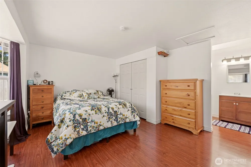 18930 SE 263rd Street Covington, WA 98042