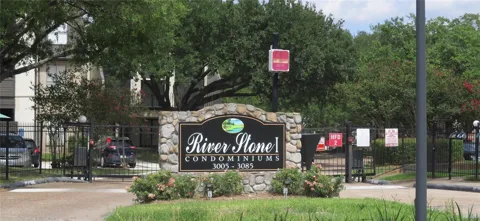 3025 Walnut Bend Lane #21