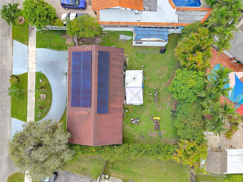 14755 SW 70th Ter Miami, FL 33193