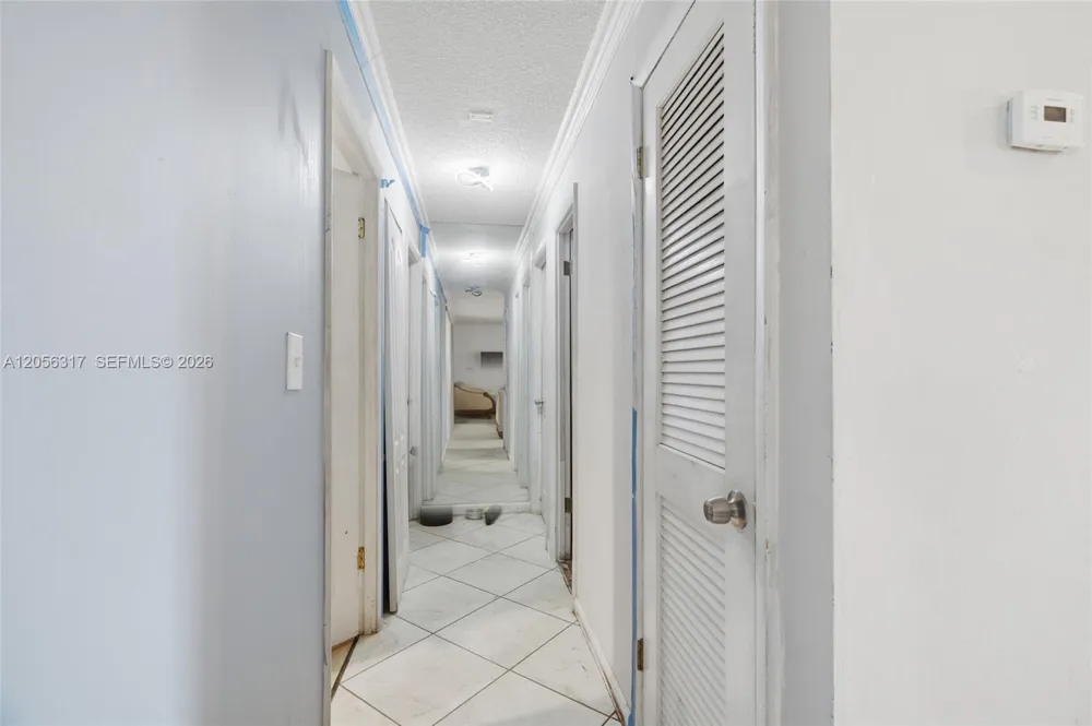 14755 SW 70th Ter Miami, FL 33193