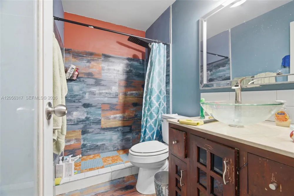 14755 SW 70th Ter Miami, FL 33193