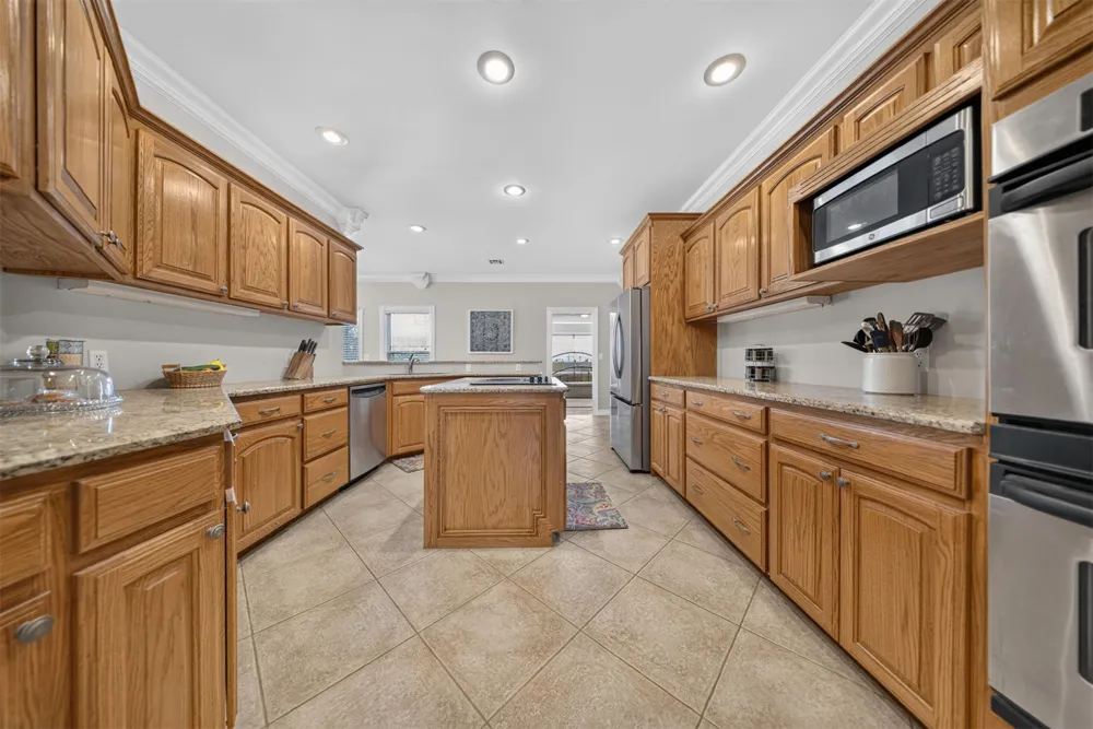 5705 S Prairie Drive Chelsea, OK 74016